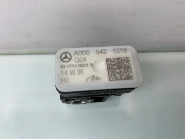 Датчик углового ускорения ESP для Mercedes-Benz GL class X164 2006-2012 на фотографиях