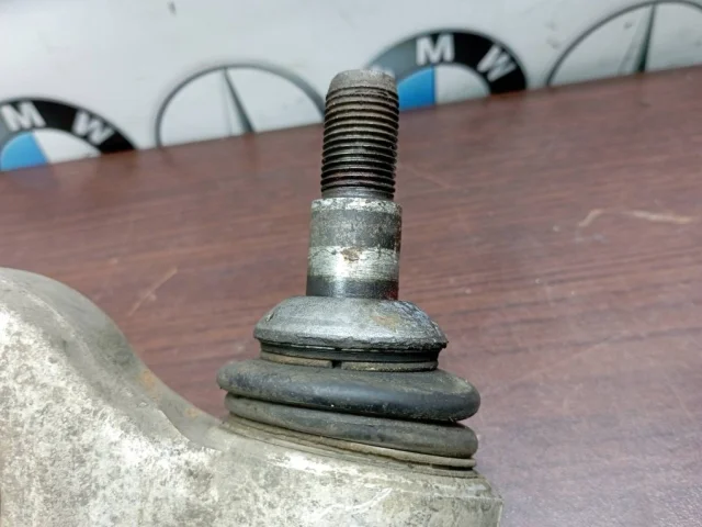 Рычаг передний правый верхний для BMW 5er Ф10 2010-2013 на фотографиях