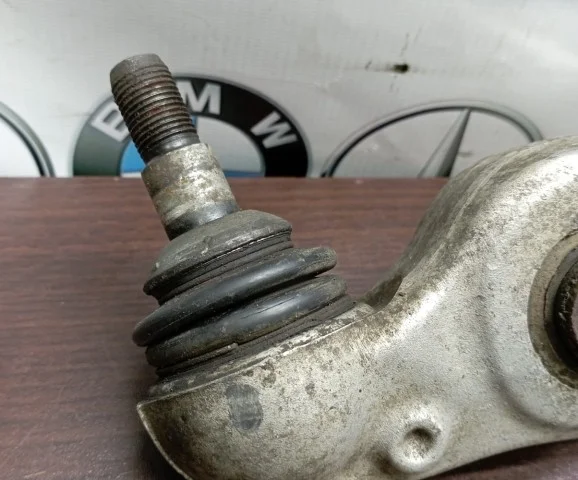 Рычаг передний левый верхний для BMW 5er Ф10 2010-2013 на фотографиях