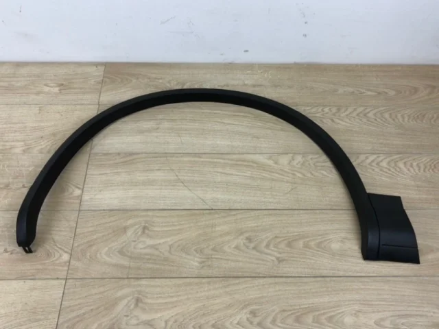 Арка колеса передняя левая для Volkswagen Touareg II (7P5) 2010-2014 на фотографиях