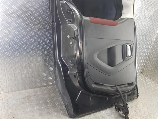 Дверь задняя левая для Peugeot Partner Фургон 2008-2015 на фотографиях