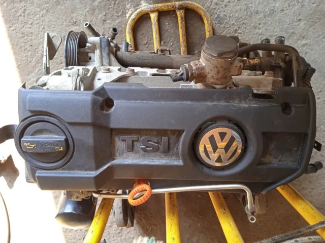 Двигатель для Skoda Rapid I NH3 2012-2017 на фотографиях