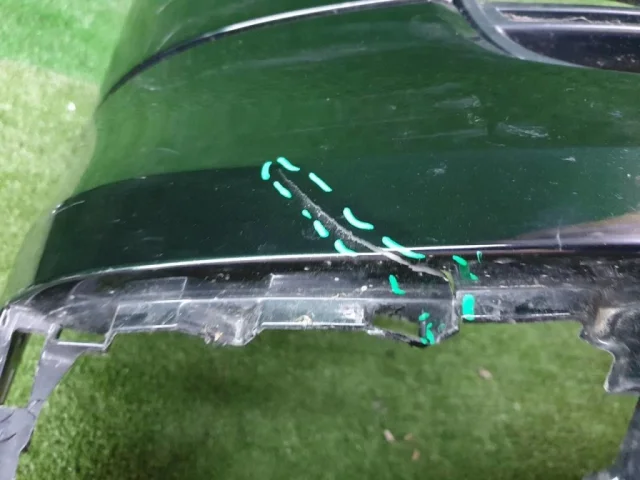 Спойлер переднего бампера для Toyota Land Cruiser J300 2021+ на фотографиях