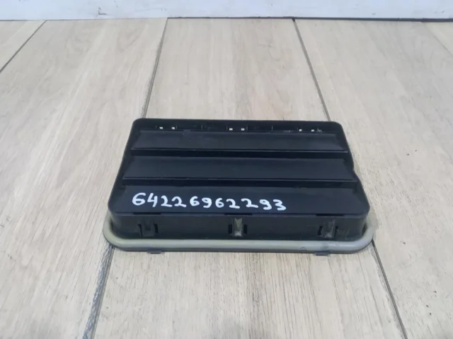 Решетка вентиляционная левая для BMW 5er Е39 1995-2003 на фотографиях