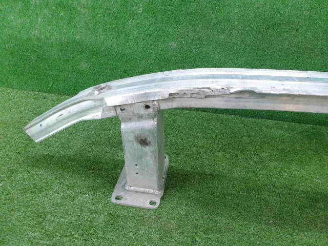 Бампер для Audi A7 C8 2018+ на фотографиях