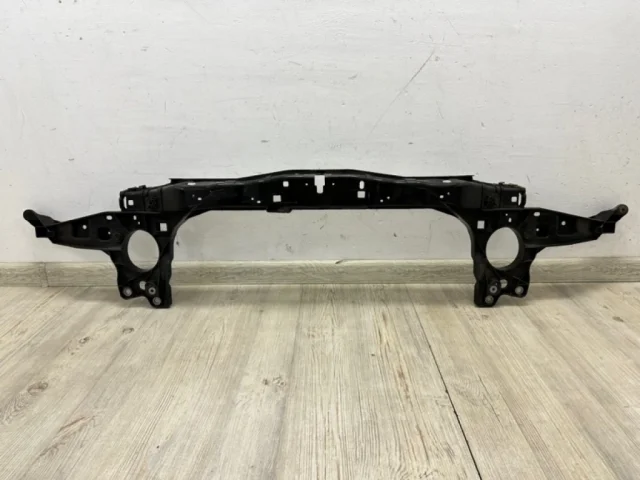 Панель радиатора (телевизор) для Porsche Cayenne 958 Rest 2014-2018 на фотографиях