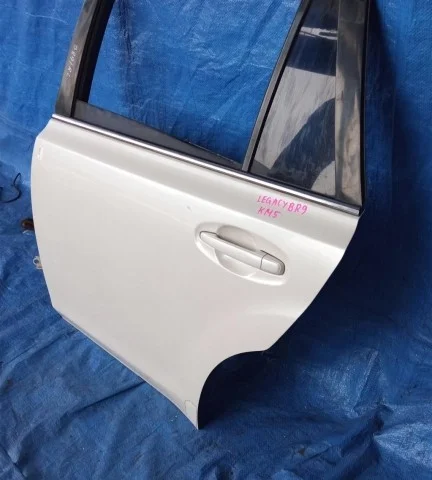 Двери для Subaru Legacy Универсал BR/B14 2009-2015 на фотографиях