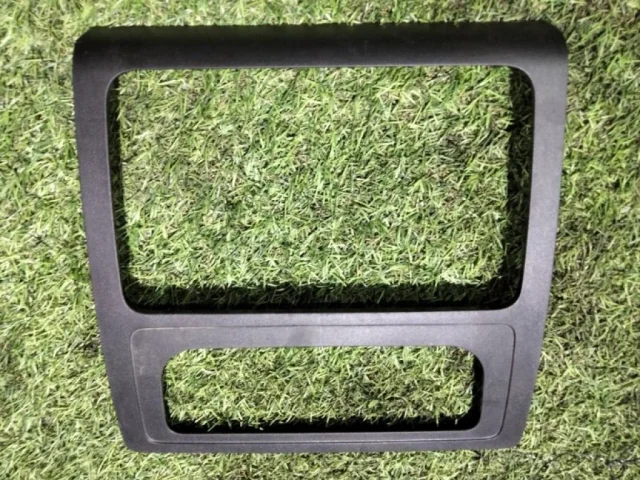 Панель радиатора (телевизор) для Volkswagen Caddy IV (2K) 2015-2020 на фотографиях