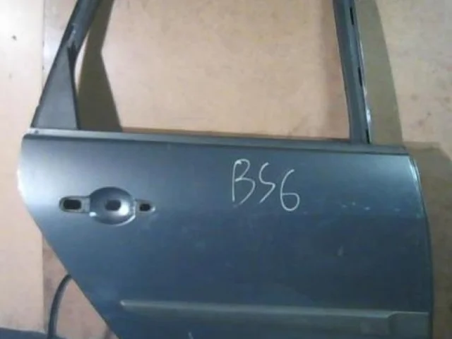 Двери для Renault Scenic JM rest 2006-2009 на фотографиях