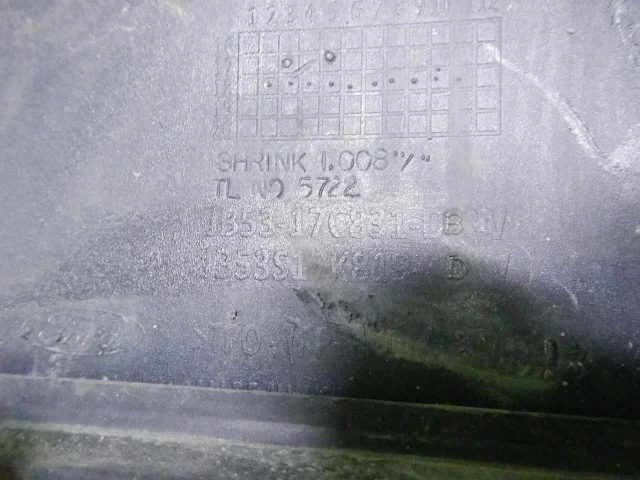 Бампер передний для Ford Explorer U502 rest 2014-2019 на фотографиях