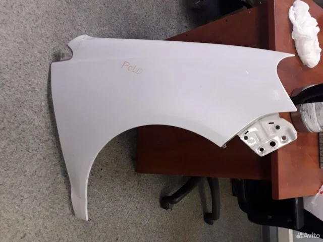 Крылья для Volkswagen Polo IV (9N3) 2005-2009 на фотографиях