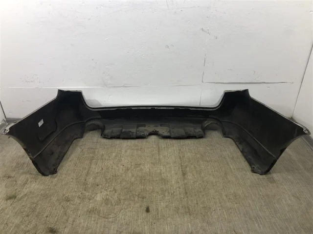 Бампер для Subaru Legacy Универсал BP/B13 2003-2009 на фотографиях