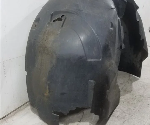 Крылья для Ford Kuga CBV 2008-2013 на фотографиях