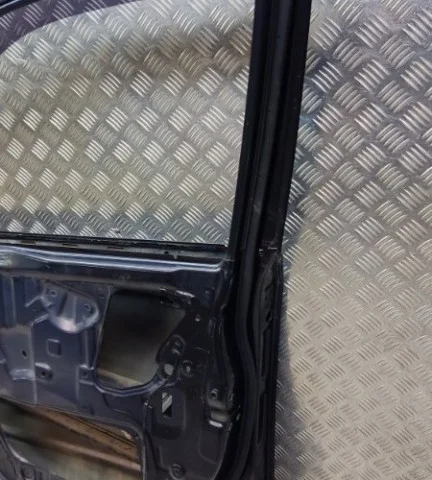 Двери для Subaru Forester SH 2008-2012 на фотографиях