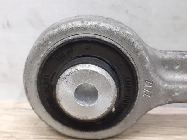 Рычаг передний правый верхний для Audi A6 C7 2010-2018 на фотографиях