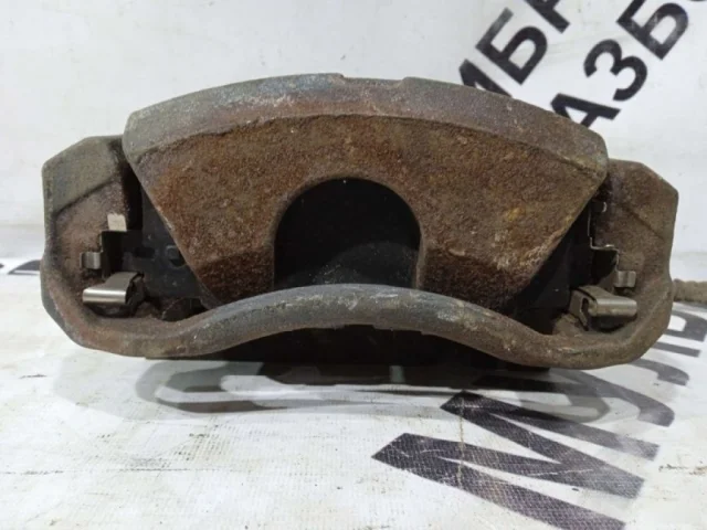 Суппорт передний левый для Lexus IS Седан GSE20,21,25, ALE20 (US, EU) 2006-2013 на фотографиях