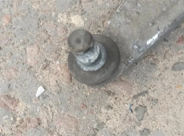 Рычаг передний правый нижний для Opel Astra J Седан 2011-2017 на фотографиях