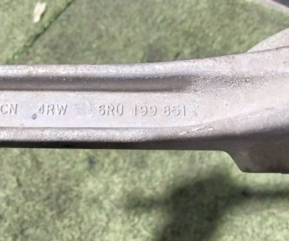 Опора двигателя задняя правая нижняя для Volkswagen Polo V (6C) Седан 2015-2020 на фотографиях