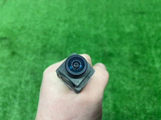 Камера заднего вида для Mercedes-Benz S class W222 2013-2017 на фотографиях