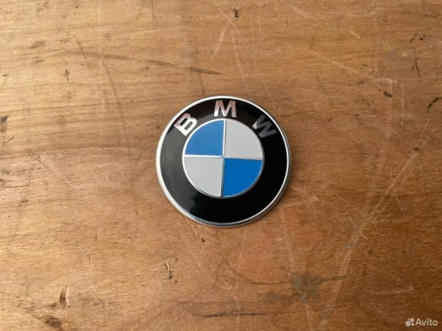 Эмблема задняя для BMW 3er Е36 Touring 1995-1999 на фотографиях