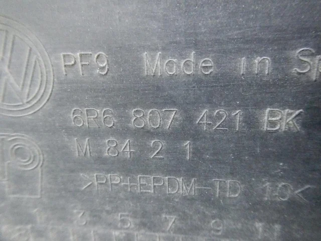 Бампер для Volkswagen Polo V (6R) 2009-2014 на фотографиях