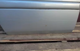 Дверь задняя правая для Mercedes-Benz M class 2000 года на фотографиях