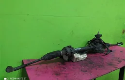 Рулевая рейка для Volkswagen Passat 2013 года на фотографиях