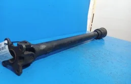 Карданный вал передний для Mitsubishi Pajero 2005 года на фотографиях