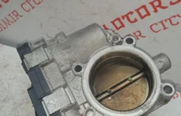 Дроссельная заслонка для Volkswagen Passat 2007 года на фотографиях