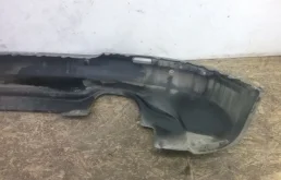 Накладка заднего бампера для Volkswagen Tiguan 2015 года на фотографиях