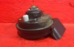 Фара левая для Audi A6 2008 года на фотографиях