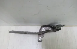 Петля капота правая для Volkswagen Tiguan на фотографиях