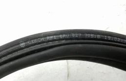 Уплотнитель багажника для Volkswagen Polo 2014 года на фотографиях