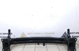 Усилитель бампера передний верхний для Hyundai Tucson 2021 года на фотографиях