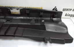 Замок капота для Skoda Octavia 2012 года на фотографиях