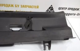 Замок капота для Skoda Octavia 2012 года на фотографиях