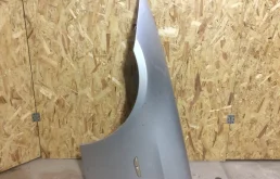 Крылья для BMW 3er 2006 года на фотографиях