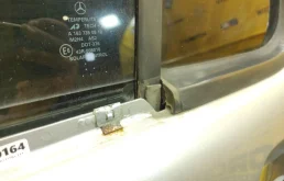 Дверь задняя левая для Mercedes-Benz M class 2003 года на фотографиях