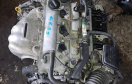 Двигатель без навесного для Toyota Camry 2015 года на фотографиях