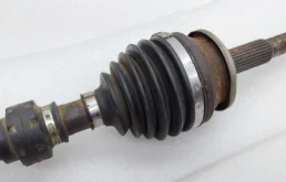 Привод передний левый для Toyota RAV4 2018 года на фотографиях