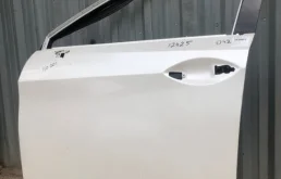 Дверь передняя левая для Lexus RX 2011 года на фотографиях