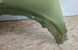 Крылья для Suzuki SX4 2015 года на фотографиях