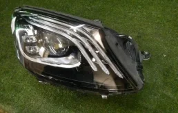 Фара правая для Mercedes-Benz S class 2018 года на фотографиях