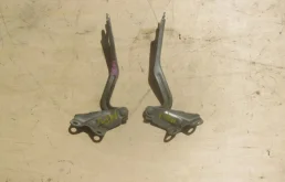 Капот для Mazda MPV 2001 года на фотографиях