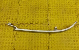 Реснички передние левые для Mercedes-Benz M class на фотографиях