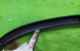 Расширитель арок задний левый для Volkswagen Tiguan 2011 года на фотографиях