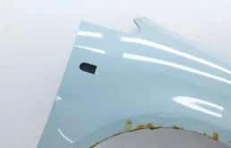 Крылья для Volkswagen Caddy 2003 года на фотографиях