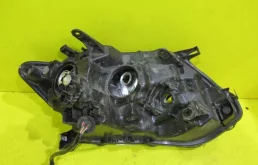 Фара ксенон левая для Nissan X-Trail 2017 года на фотографиях