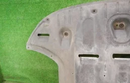 Защитная панель моторного отсека для Kia Sportage на фотографиях