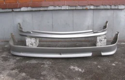 Накладка переднего бампера для Suzuki Liana 2005 года на фотографиях